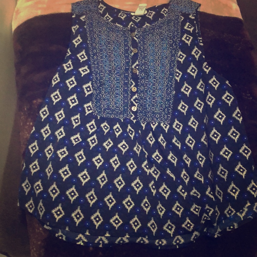 A top blue